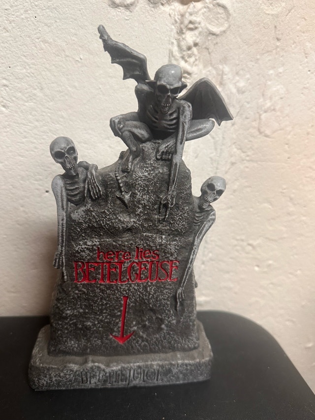 Spooky Horror Collection: Scream, Annabelle, Beetlejuice - photo 4
