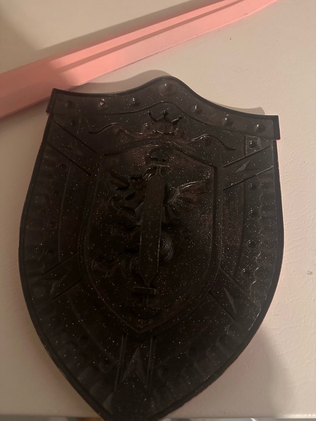 Fake pink Sword and shield - photo 4