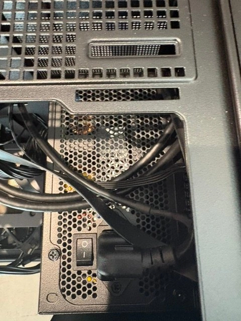 Gaming PC 9060XT, 16GB RAM, 500GB NVMe + 2TB - photo 5