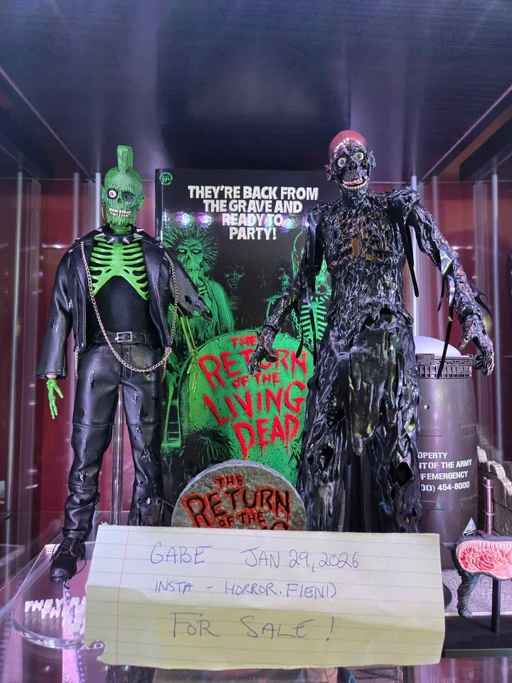Return of the Living Dead Poster Zombie Custom 1/6 Figure - photo 2