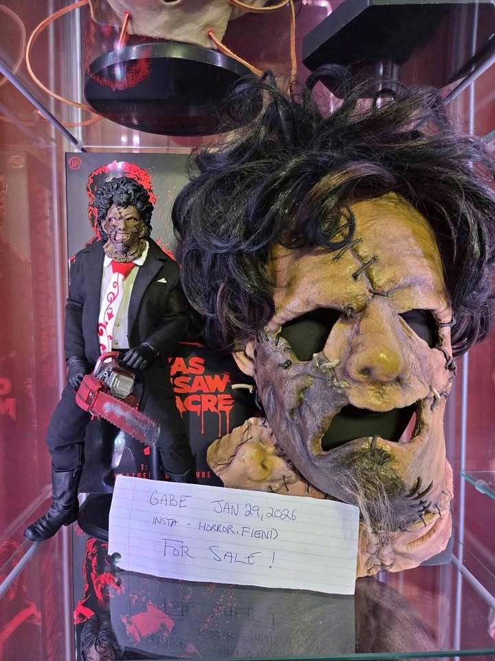Texas Chainsaw Massacre Part 2 Leatherface 1/6 Figure Trick or T