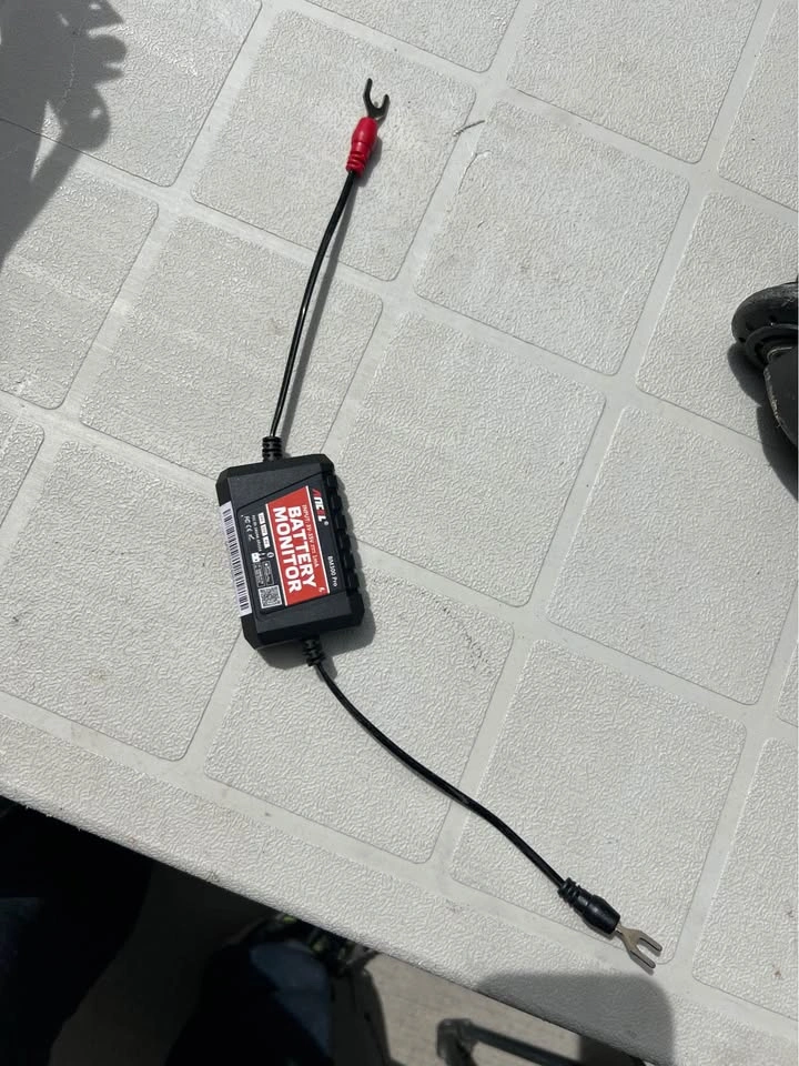 Battery monitor - photo 2