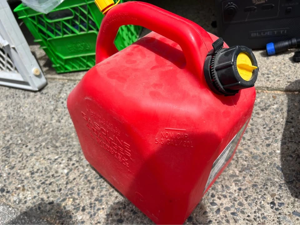 20L Jerry Can - photo 2