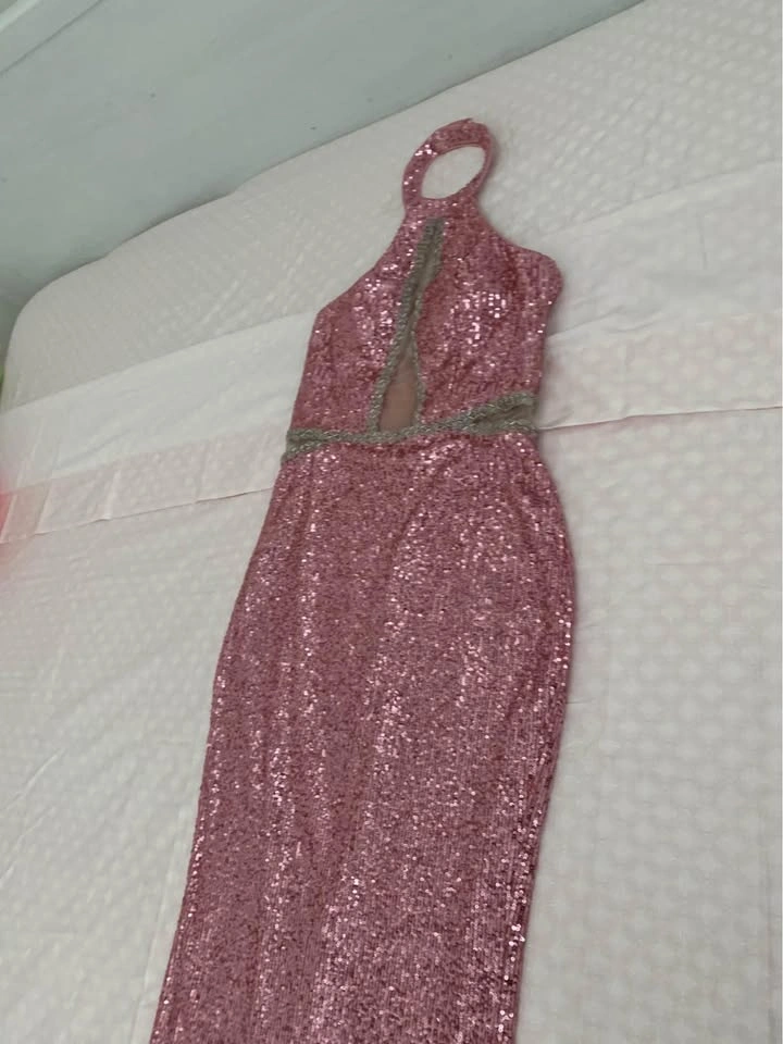 Beautiful Sequin Pink Dress - Full length (Best offer)