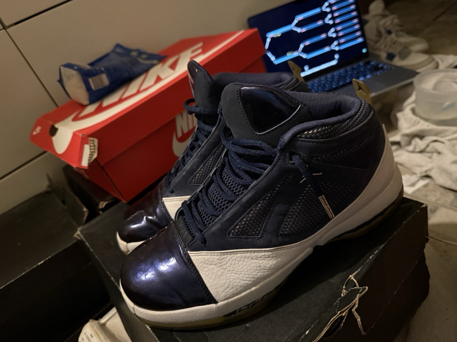 Jordan 16 Retro Midnight Navy 2016 - photo 2