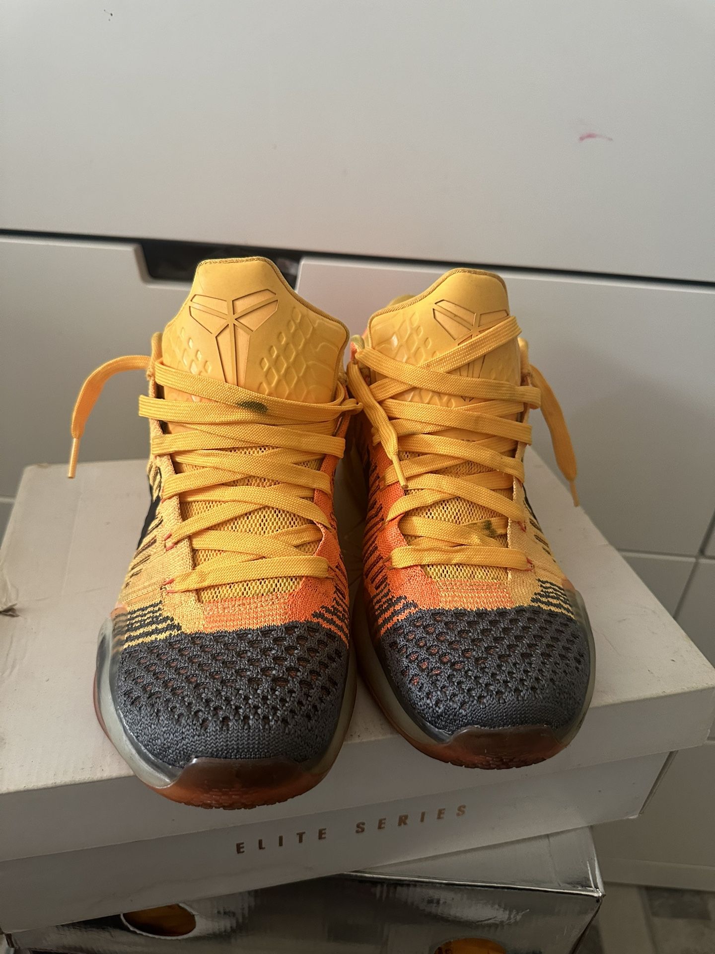 Nike Kobe 10 Elite Basketball Shoes - photo 3