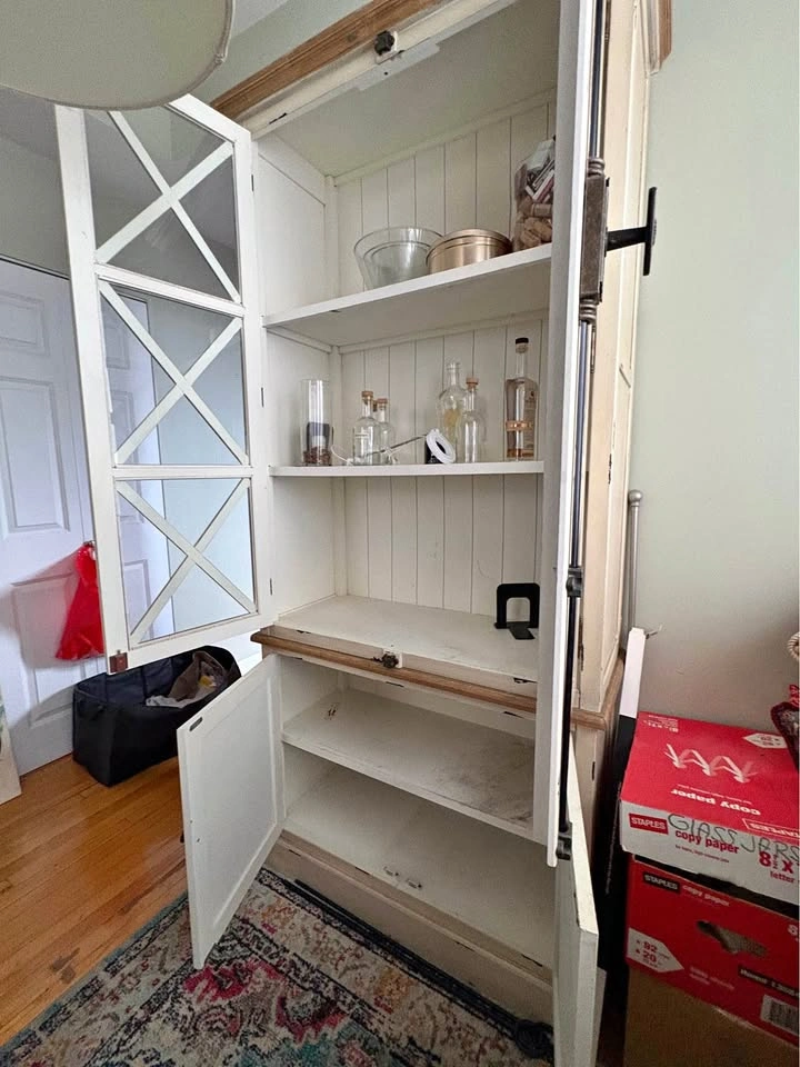 Kitchen/Dining Room Hutch
