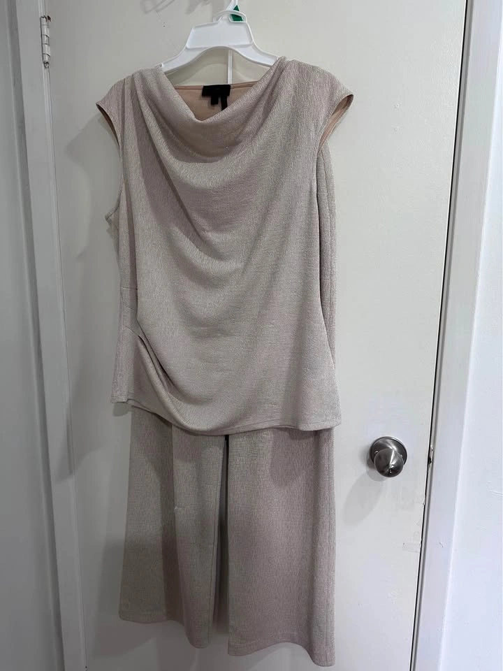 M/L Donna Karan Champagne Shimmery Co-ord Set - photo 3