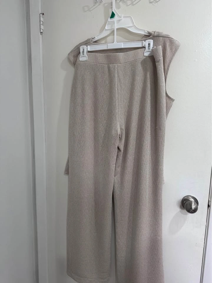M/L Donna Karan Champagne Shimmery Co-ord Set - photo 4
