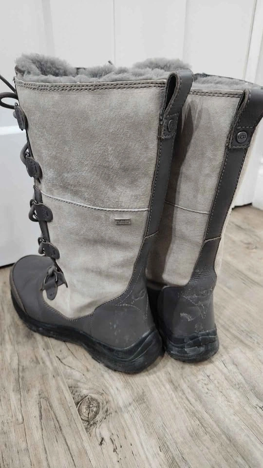 Ugg Waterproof Boots Grey, size 6.5/7 - photo 3
