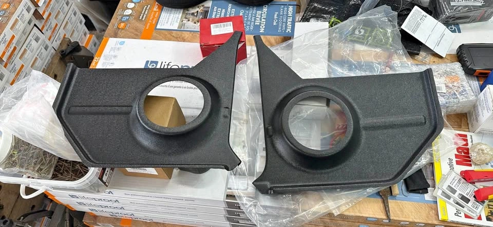 1967-1968 Convertible Kick Panel Speaker Mounts