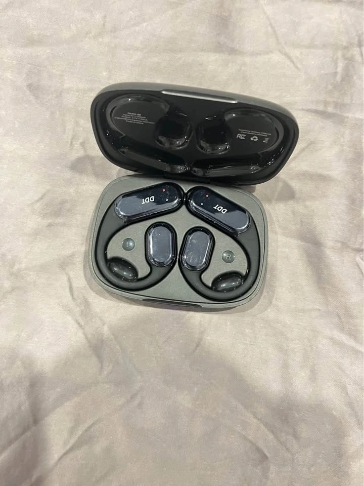 MOONPANDA Open Ear Wireless Earphones - photo 2