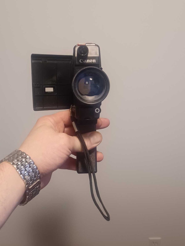 Canon 310XL Vintage Super 8 Camcorder - photo 2