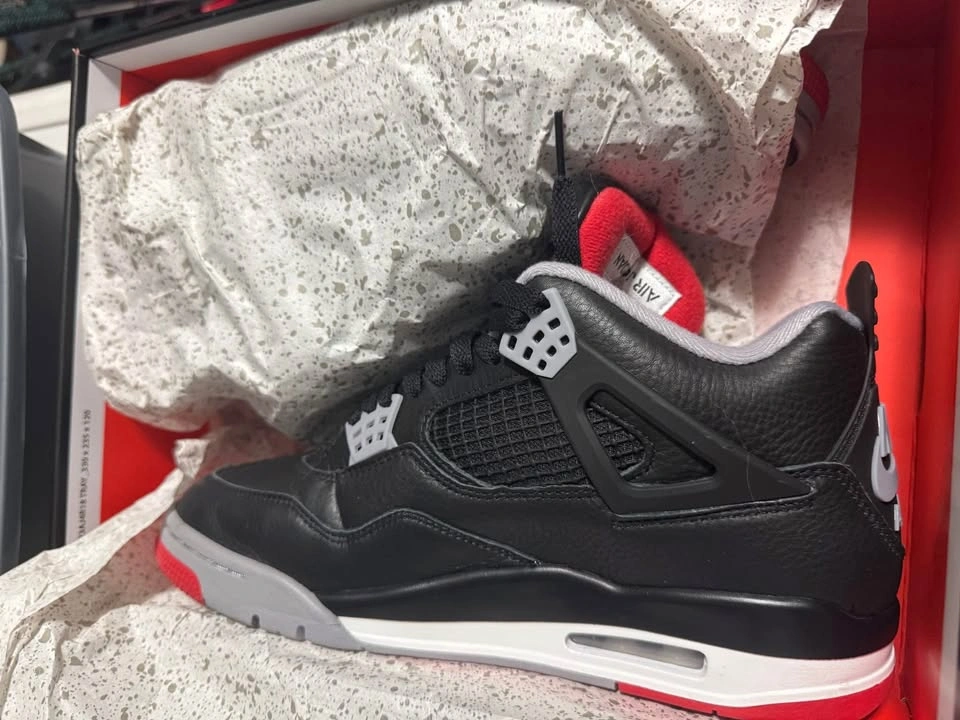 Jordan 4 Bred 2024 - photo 2