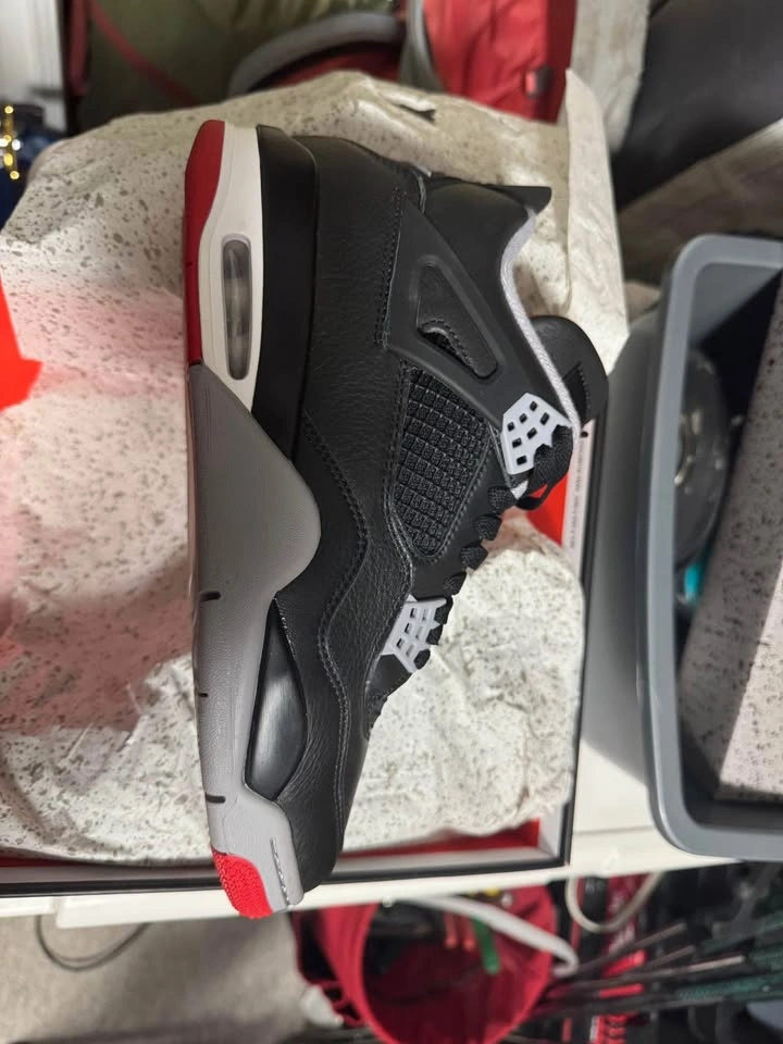Jordan 4 Bred 2024 - photo 3