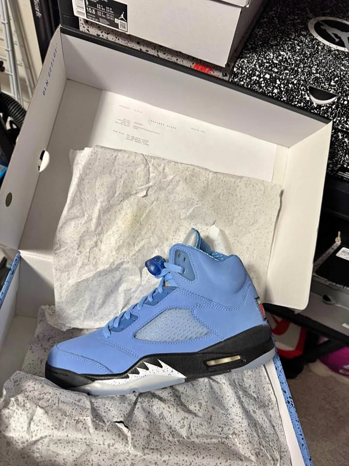 Jordan 5 UNC DS