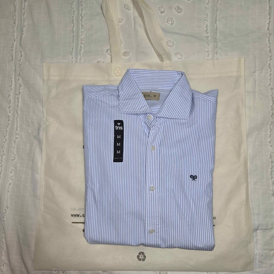 Men’s Long Sleeve Dress Shirt (Size M) – Brand New, Stylish & El - photo 2