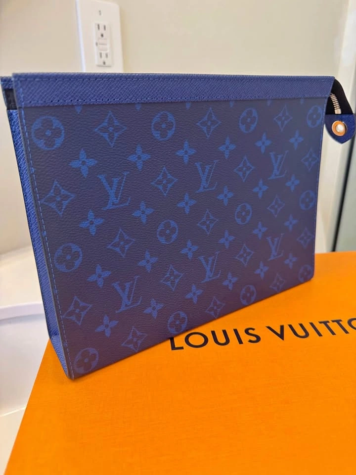 Louis Vuitton Pochette Voyage MM Pacific Blue