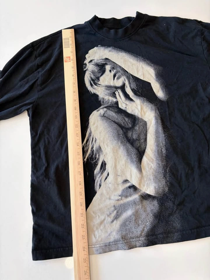 Taylor Swift The Eras Tour Long Sleeve - Size Small - photo 2