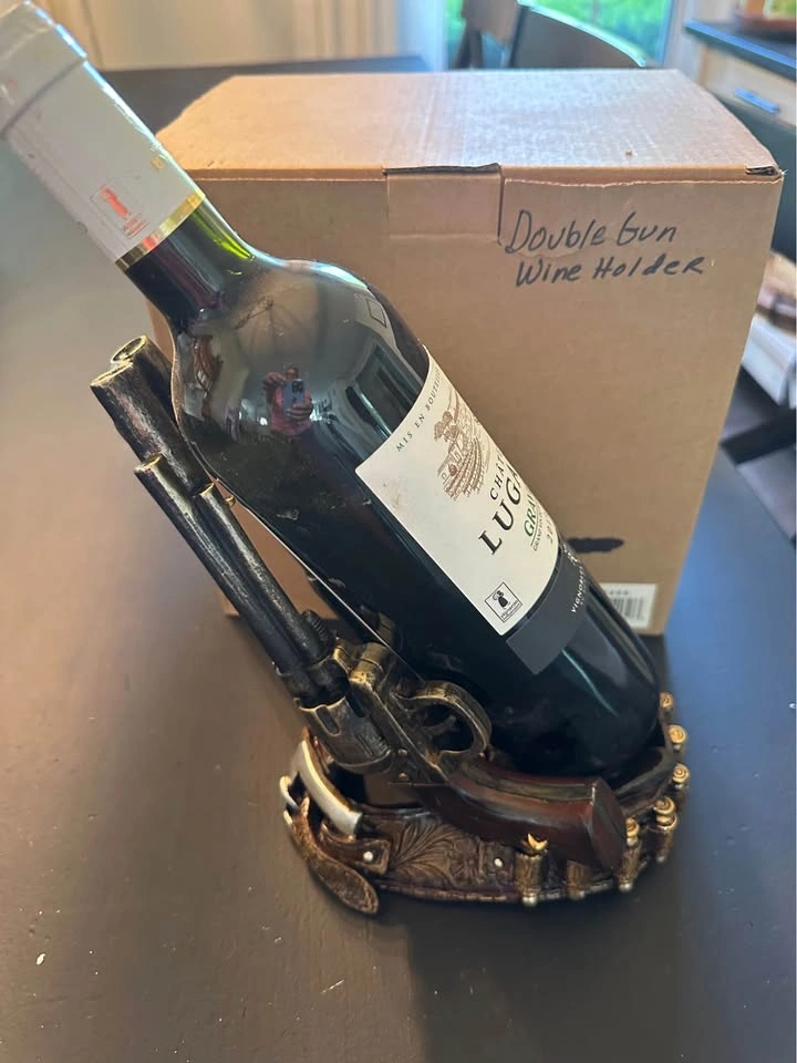 Unique Double Gun Wine Holder - photo 2