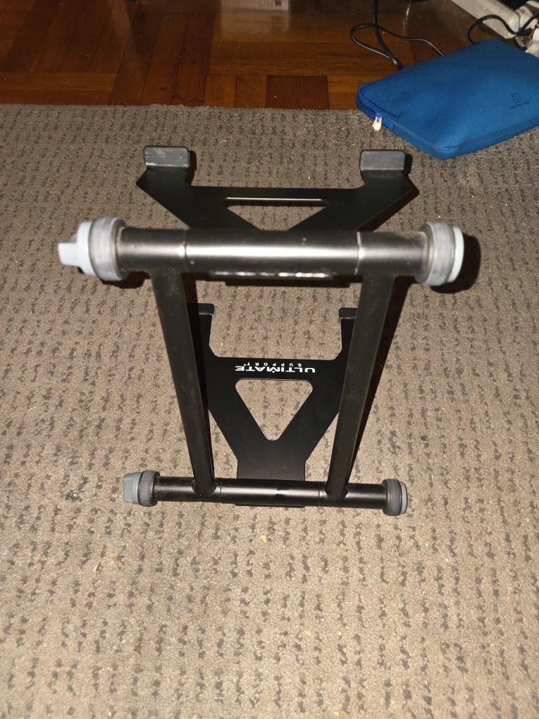 DJ Laptop Stand - photo 3