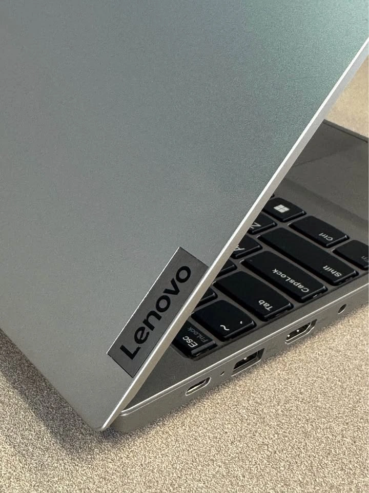 Lenovo Thinkpad E15 Gen4 - AMD Ryzen 5 - photo 2