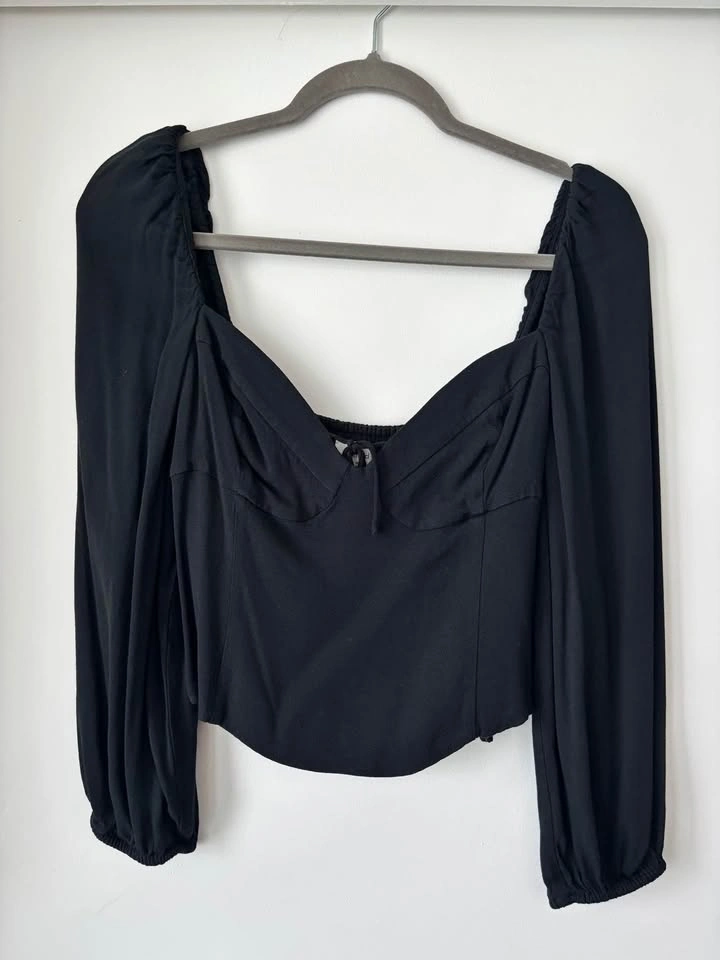 Aritzia Novella Blouse (black and white) - photo 2