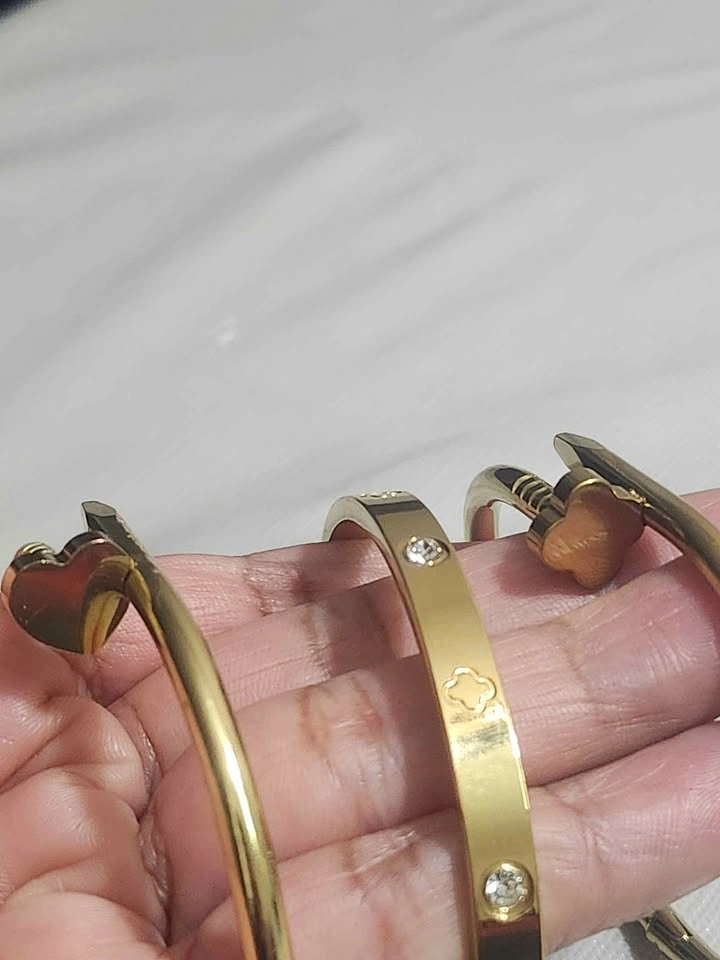 Elegant Gold Clover Bracelet Set – 3 Pieces - photo 3
