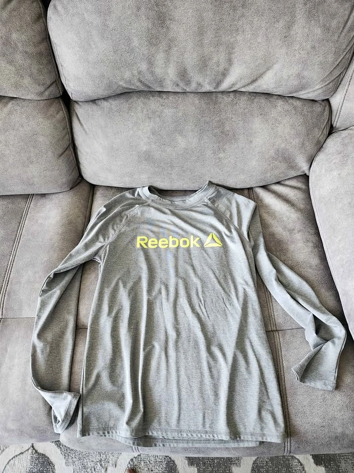 Reebok Gray Long Sleeve Shirt Neon Yellow Logo - Unisex Size 10-
