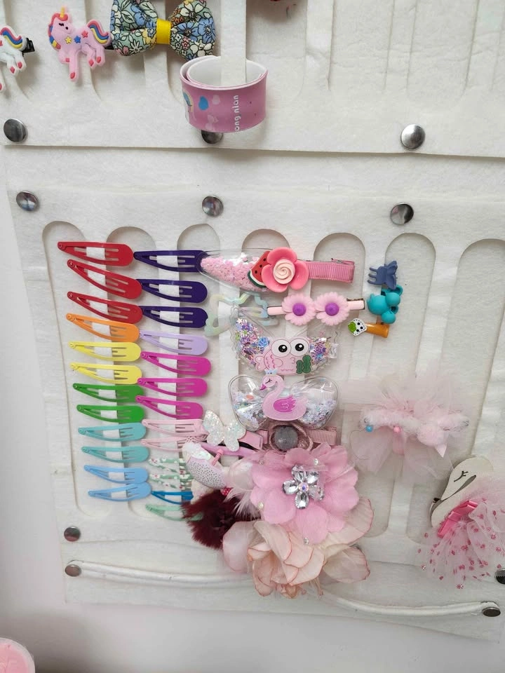 Large Girls Hair Accessory Organizer + Clips Included 🎀 - photo 4