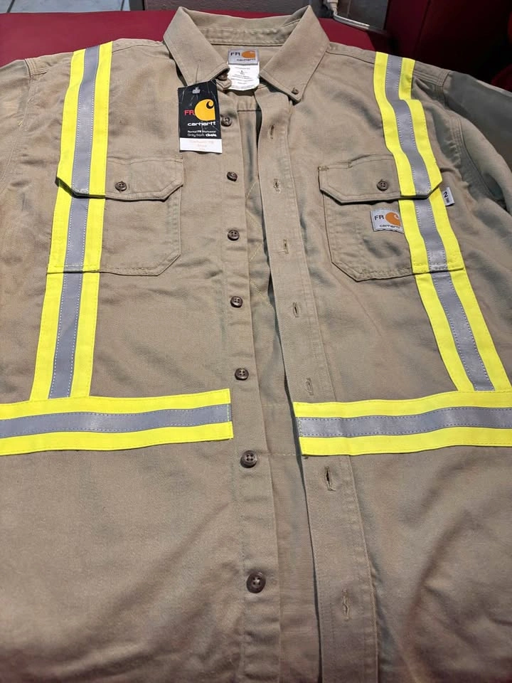 CARHARTT FLAME RESISTANT SHIRT .. SIZE LARGE FOR SALE !!!