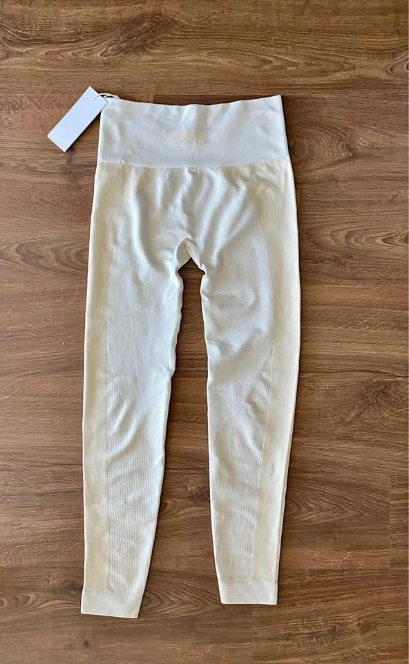 Reebok VB Seamless Tights Chalk Sandtr Size S New