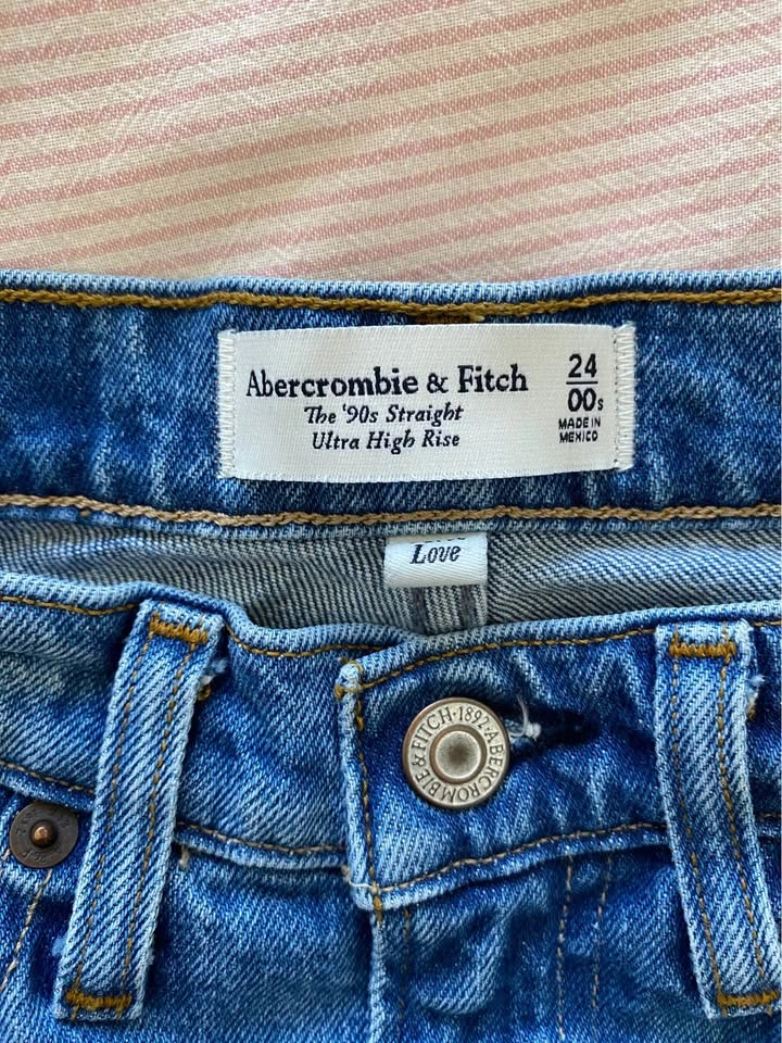 New Abercrombie & Fitch '90s Straight Ultra High Rise Jeans 24 0 - photo 2
