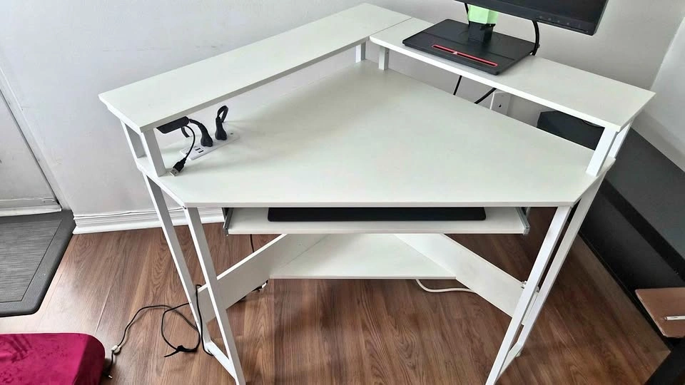 LED corner work desk