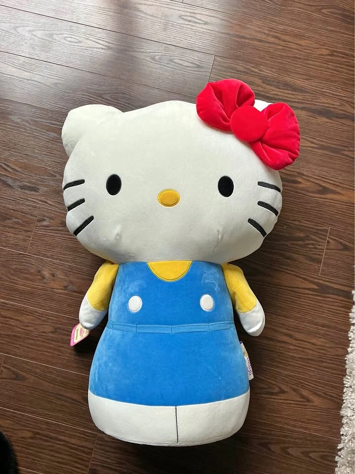 Jumbo Hello Kitty Plush