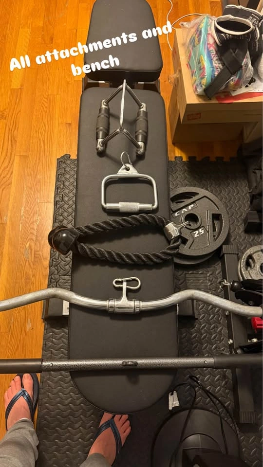 Single pulley cable machine, bench, dumbbells, plates, barbell - photo 2