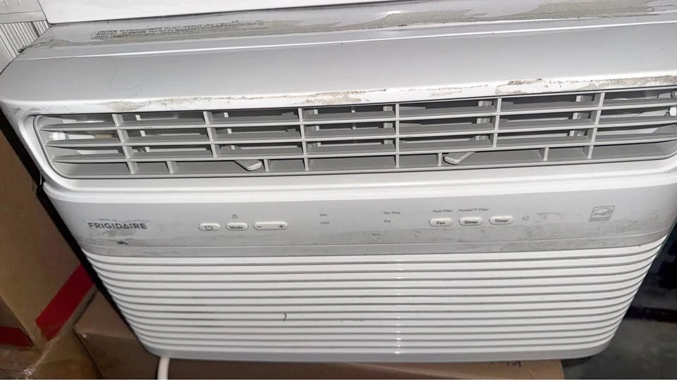 Frigidaire 8000 BTU Wall AC