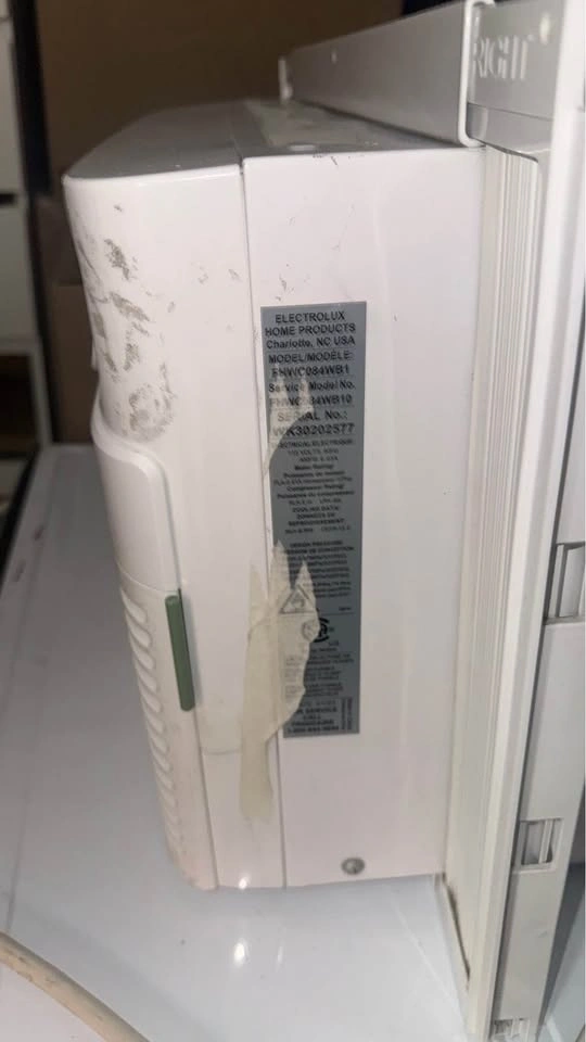 Frigidaire 8000 BTU Wall AC - photo 3