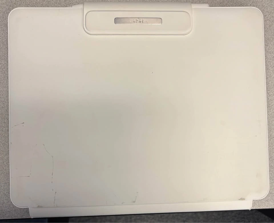 ESR iPad Pro 13” Keyboard Case - photo 3