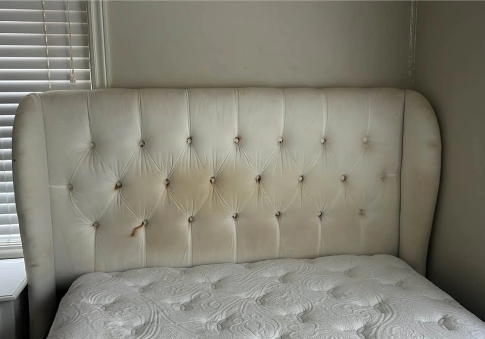 Double/Full Size White Upholstered Bed Frame - photo 3