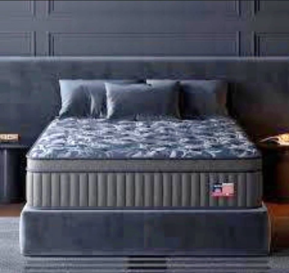 Huwesal Queen Mattress 10"