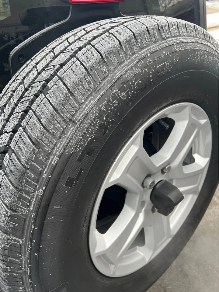 5 Jeep Wrangler Sport S Factory Rims w/ Tires - photo 3