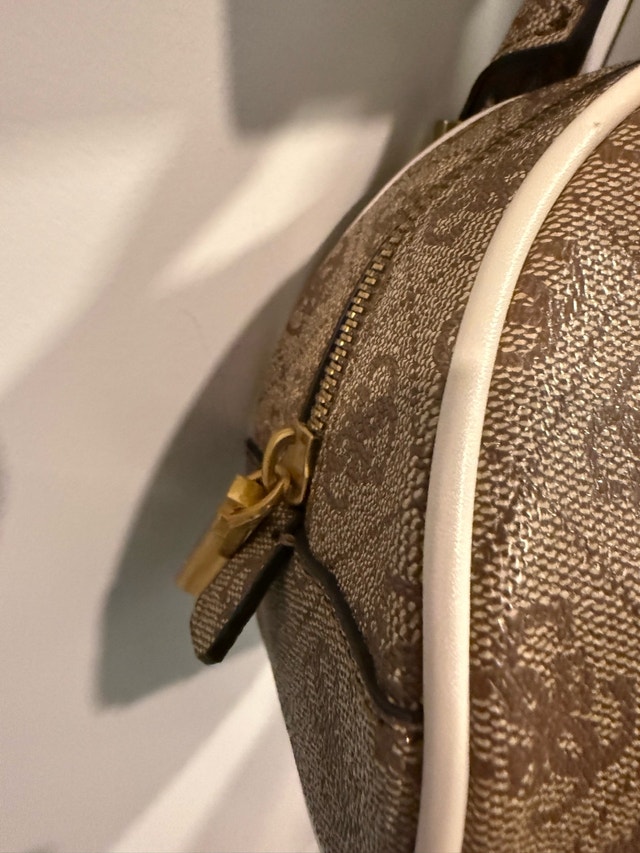 GUESS mini handbag - photo 3