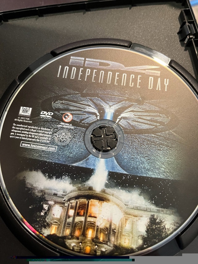 Independence Day DVD - photo 2