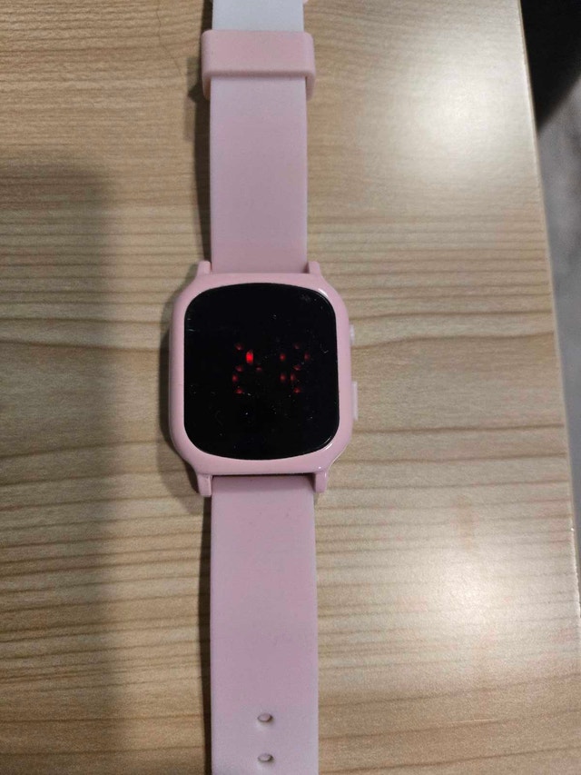 Random watches - $5 each - photo 2