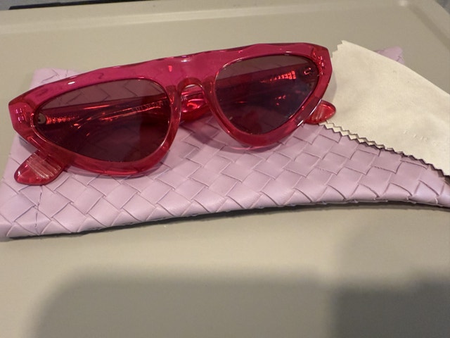 Pink sunglasses - photo 4