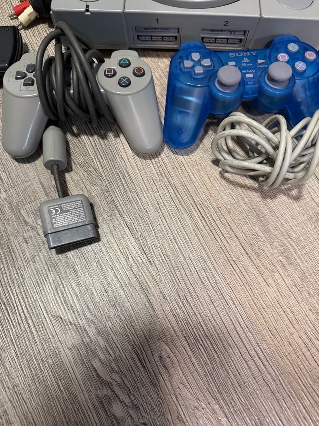 Video game systems bundle - photo 3