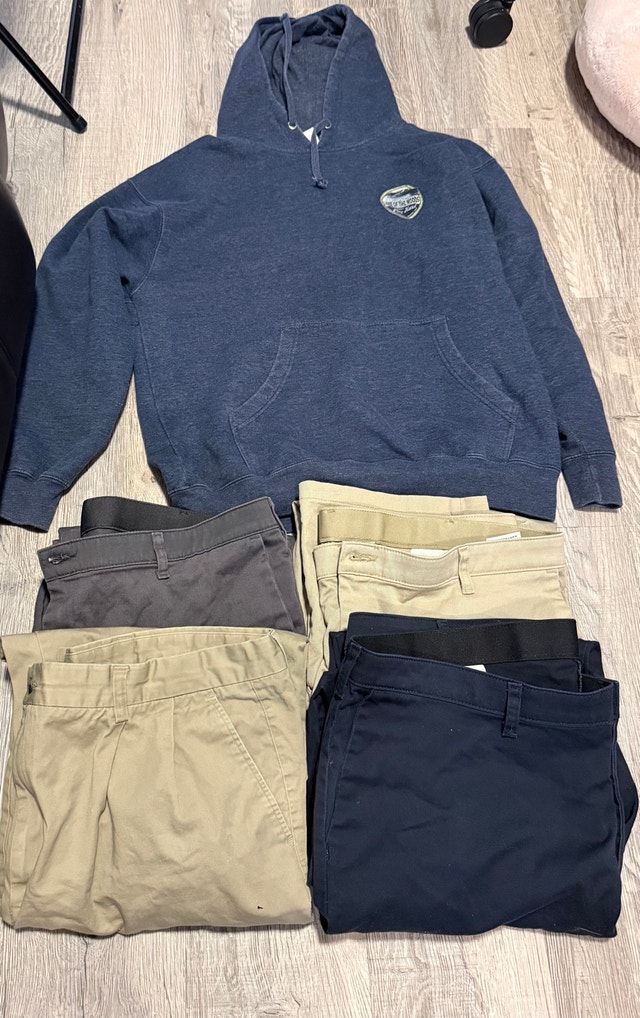Men's Clothing Bundle - Size Large