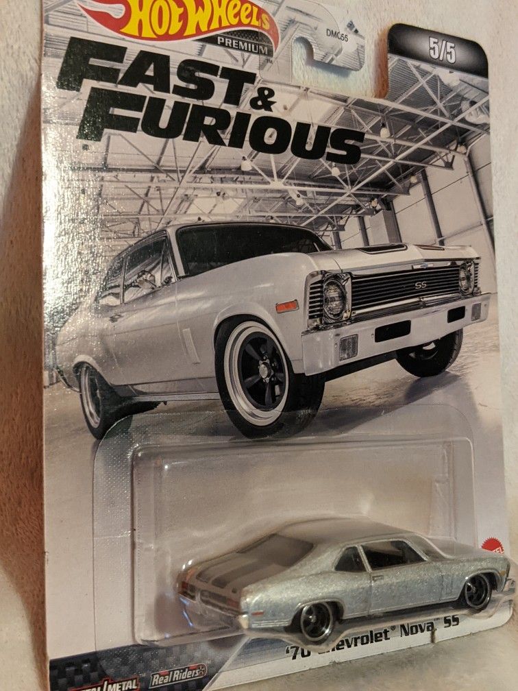 Hot Wheels Premium 1970 Chevrolet Nova SS Fast & Furious - photo 2