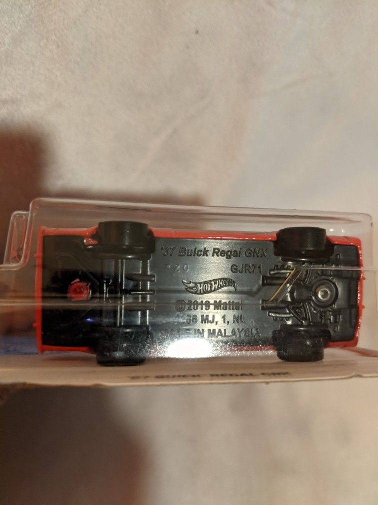 Hot Wheels 1987 Buick Regal GNX Grand National - photo 5